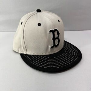 New Era‎ Black and Cream 59FIFTY UCLA Cap